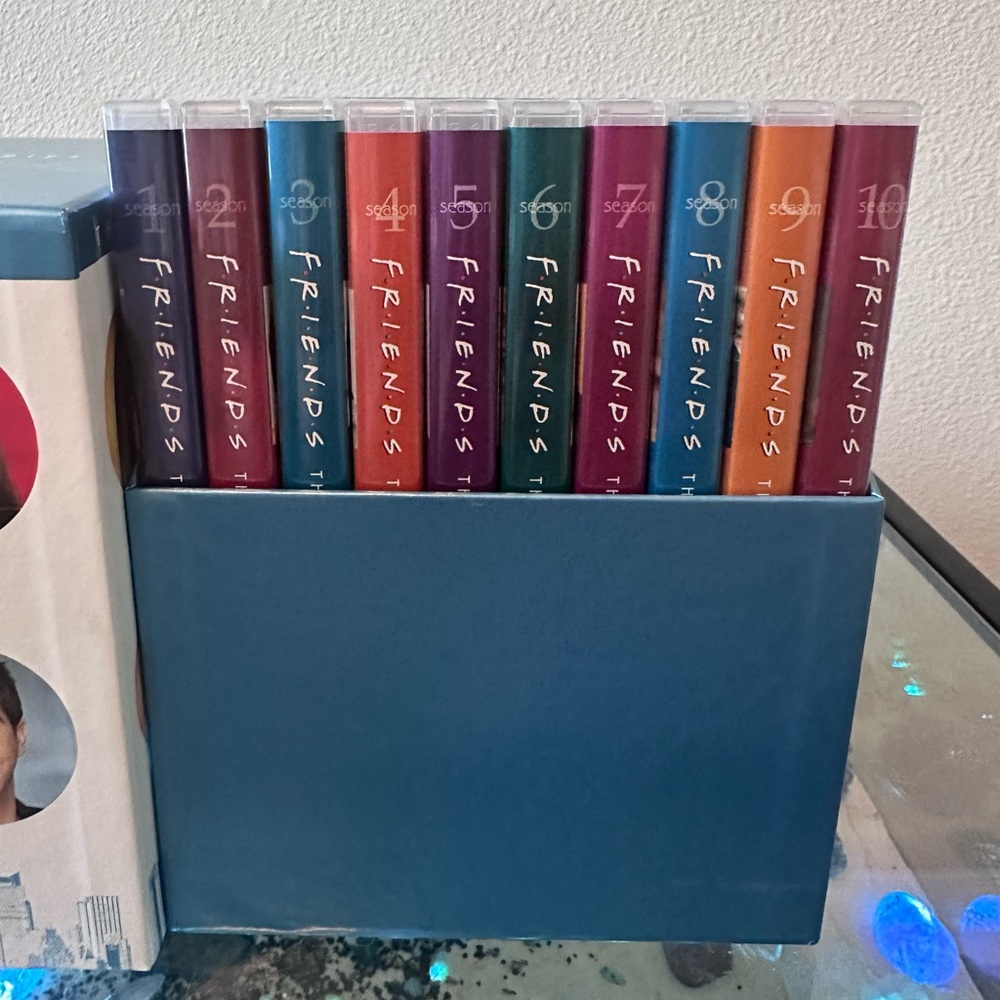 Friends Complete Series Box Set - Picture 2 of 2